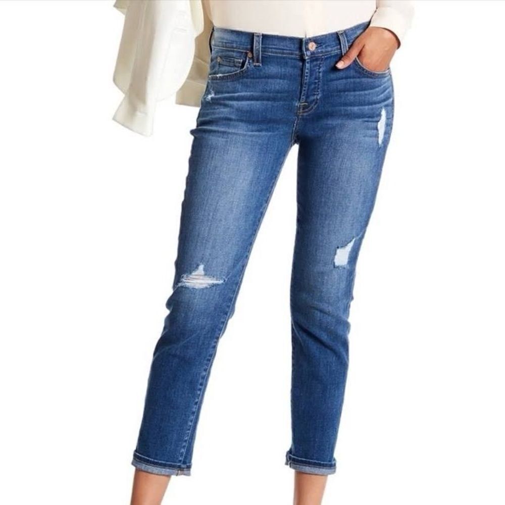7 For All Mankind Josefina Lightly Distressed Boyfriend Crop Jeans
